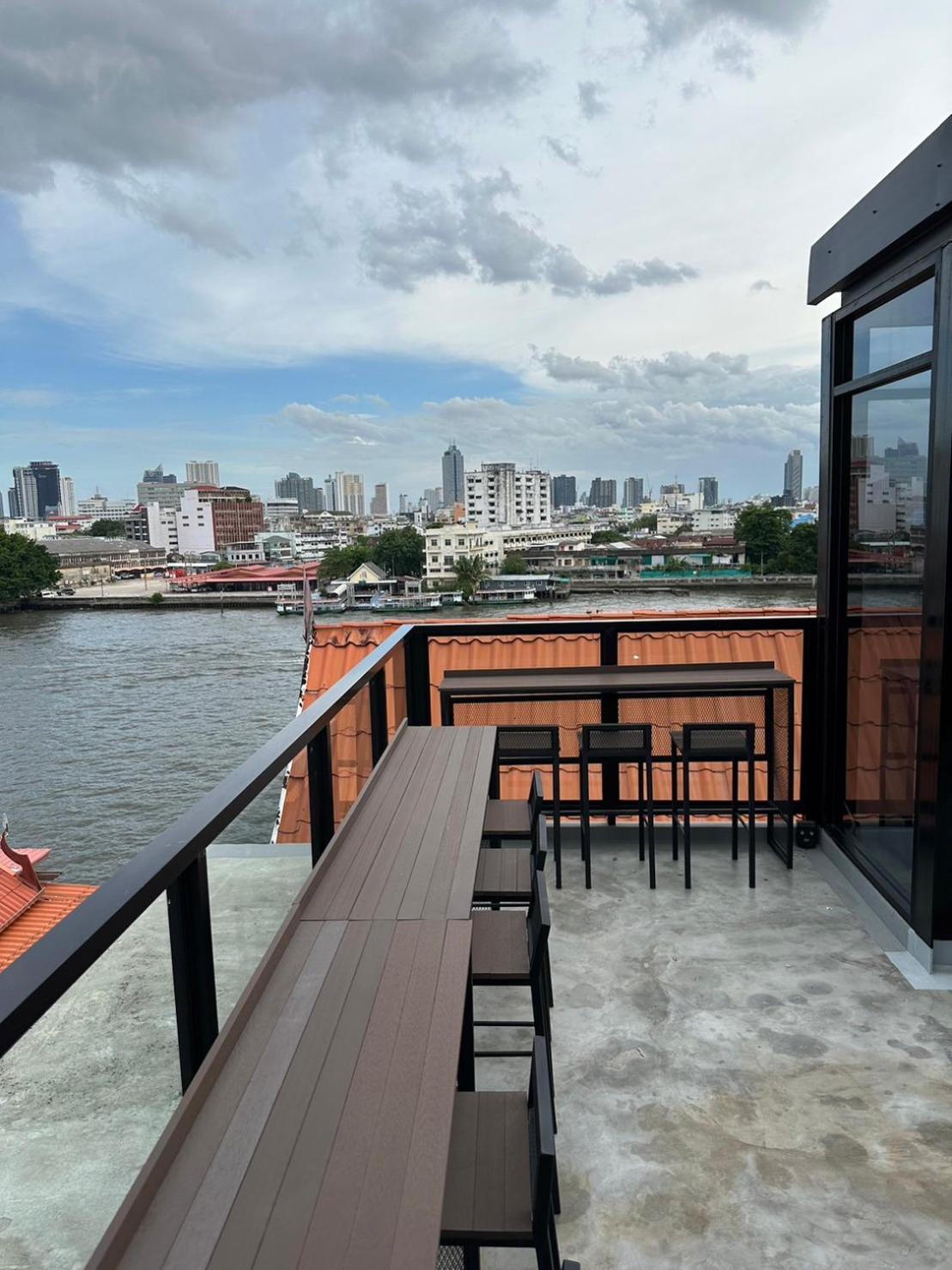Pier 808 Hostel Bangkok Exterior foto